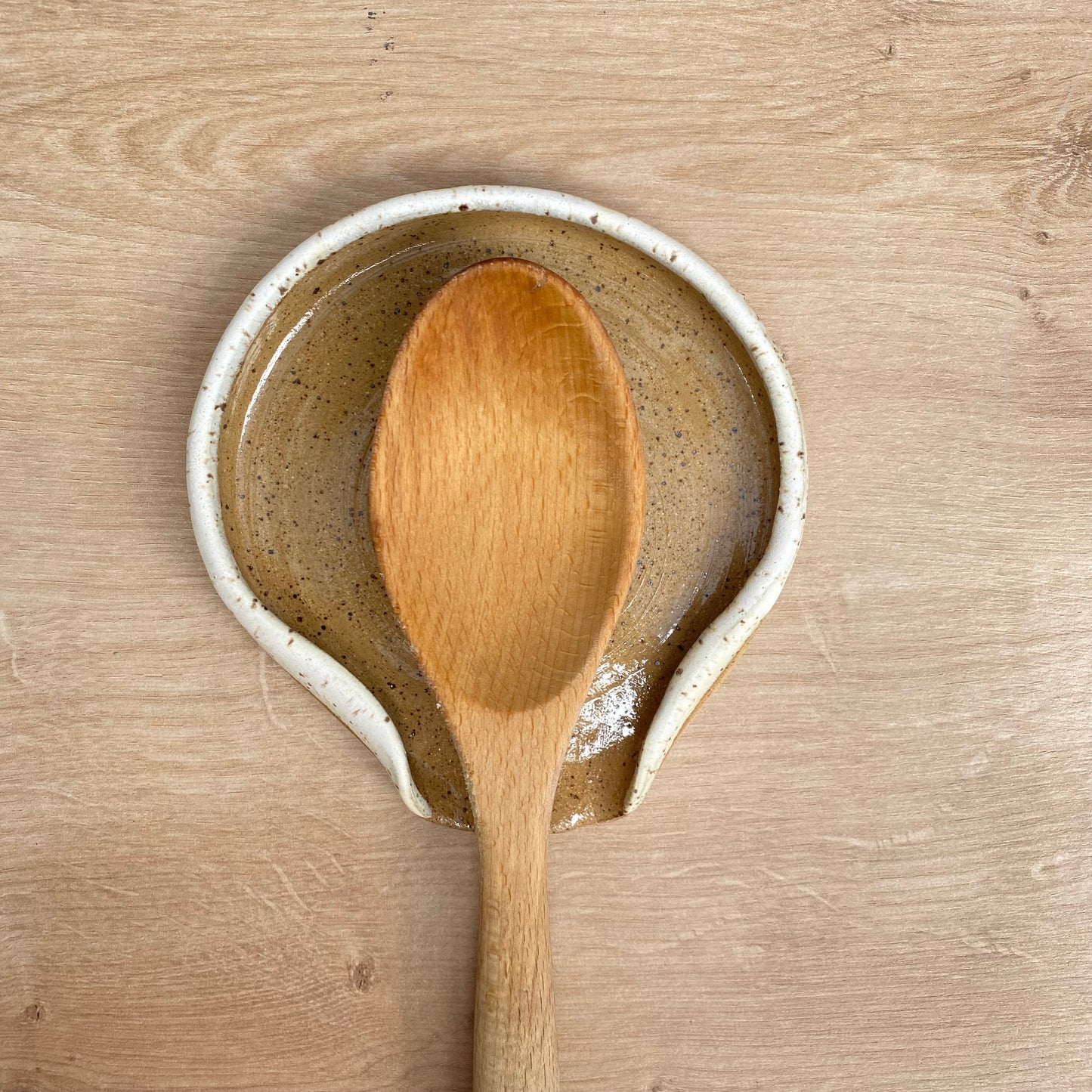 Reposa cucharas arbol